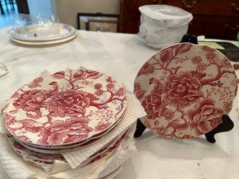 Vintage EnglishVintage English Chippendale Johnson Brothers, Small Salad Plates Quantity Of 16