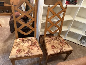 Lattice Sitting Chairs