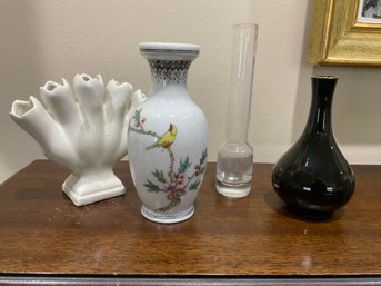 Lot 4 Small Stem Vases