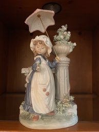 Lladro Girl With Umbrella