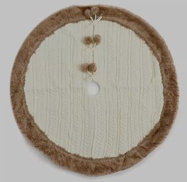 Soft Lovely 48' Cream Cable Knit Tree Skirt With Faux Fur Trim & Pom Poms By Broyhill Brand New