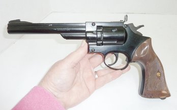 Crossman Western Style Revolver, Air Pellet Pistol