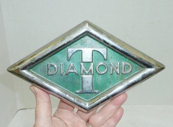 Vint. 'DIAMOND T' Truck Hood Ornament