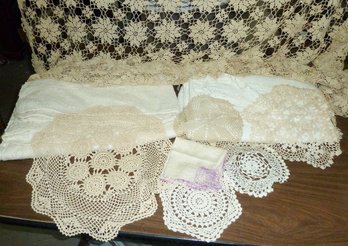 Vintage Table Cloths, Linen, Doily LOT