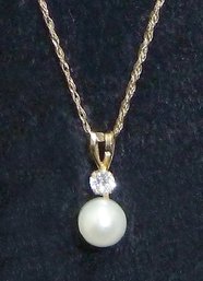 Vintage 14K Pearl Pendant Necklace 585