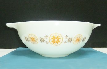 Vintage Pyrex Cinderella Bowl 444, TOWN AND COUNTRY