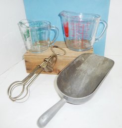 Kitchen LOT, Metal Scoop, Measuring Cups