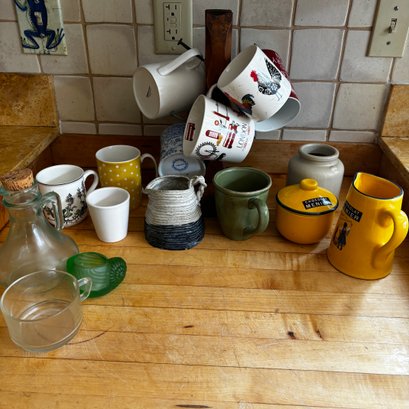 Assorted Mugs With Stand And Cream And Sugar Containers (KT)