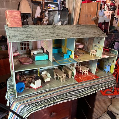 Vintage Tin Doll House With Furniture (mid-basement)