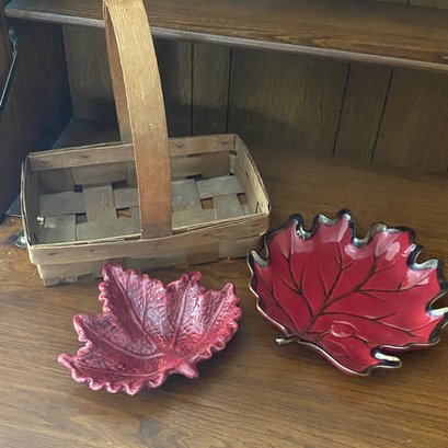 2 Pretty Ceramic Autumn Leaf Decorations & Small Wicker Like Basket (BR)
