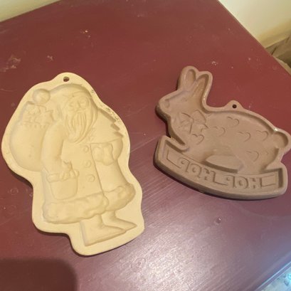 2 Stoneware Cookie Molds By Country Gear - Santa & Bunny (BR)