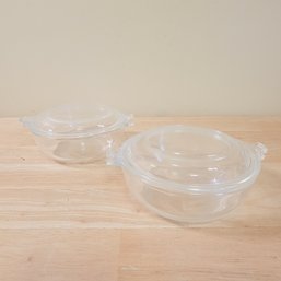 Set Of 2 Glass Pyrex Dishes With Lids