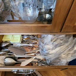 Silverware Drawer Contents (Dining Room)