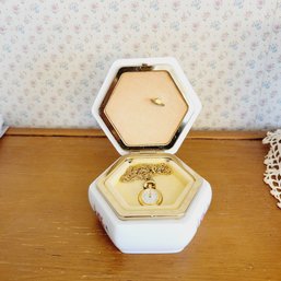 Colibri Necklace With Clock Charm In Box (Dining Room)