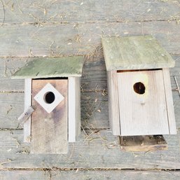 Set Of 2 Wooden Bird Houses (backyard)