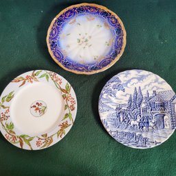 Antique/Vintage Decorative Collectible Plates