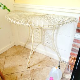 Half Circle Metal Accent Table (Room 1)
