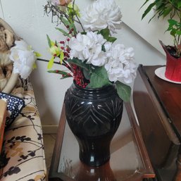 Black Ceramic Planter Faux Flowers (Room 1)