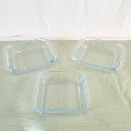 Square 6' And 7' Glass Pyrex Dishes