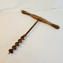 Vintage T Handle Auger