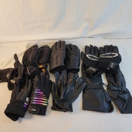 Winter Gloves Size Medium And Large