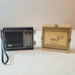 Mini Radio And Metal Bank (EFL1)