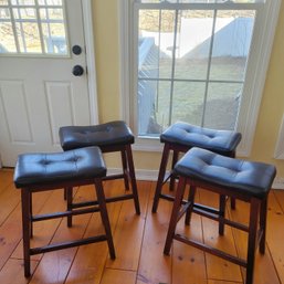 Set Of 4 Leather Top Stools (porch)