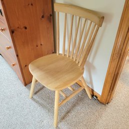 Wooden Chair (upBR2)
