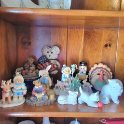 Cherished Teddies, Boyds Bears And Goebel Cats Shelf Lot (Dining Room)