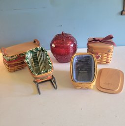 Small Longaberger Baskets And Glass Longaberger Strawberry (Living Room)