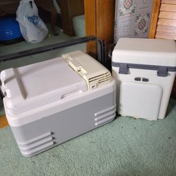 Electric Cooler And Cooler With Silverware (Hallway)