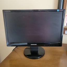 Samsung Computer Monitor (mB)