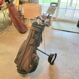 Rolling Golf Cart With Bag And Clubs (Bsmt)