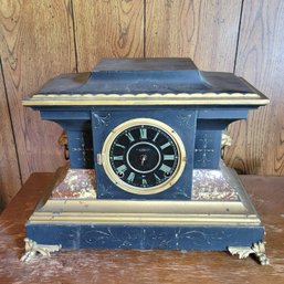 Antique Clock (MB)