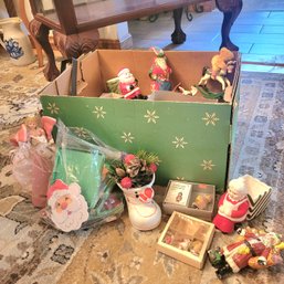Christmas Decor And Ornaments Box (Green Box DR)