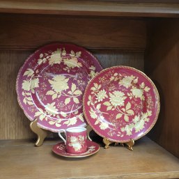 Wedgwood Tonquin Ruby Dinner Plate, Salad Plate & Demitasse Cup With Saucer Bone China England (Kitchen)