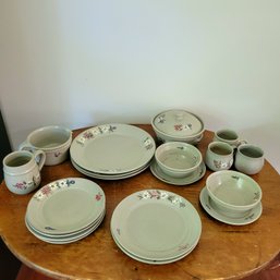 Vintage Handmade Marke Ges Gesch Stoob Austria Edelweiss Dishes (Dining Room Red Suitcase)