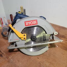 Ryobi Circulating Saw