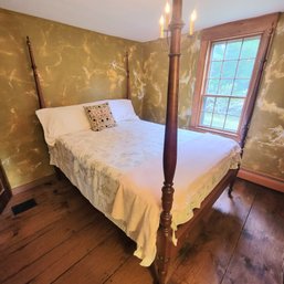 Beautiful Queen Size Wooden 4 Post Bed (Downstairs Bedroom)