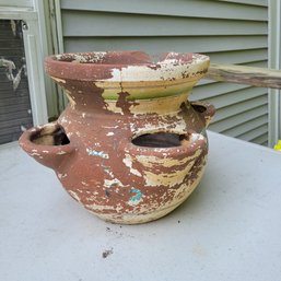 Vintage Strawberry Pot (barn)