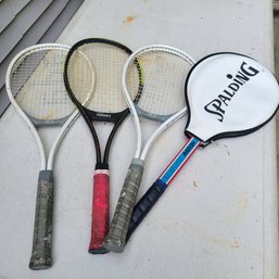 Tennis Rackets (barn)