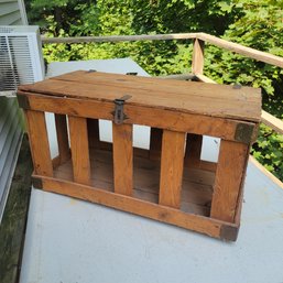 Vintage Wooden Crate (barn)