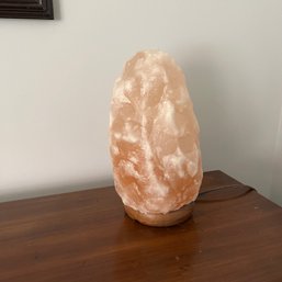 Himalayan Rock Salt Lamp (Bedroom 1)