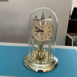 Beautiful Vintage Elgin Battery Operated Clock (Living Rm)