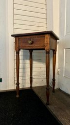 Charming Vintage Farmhouse Side Table (entry)