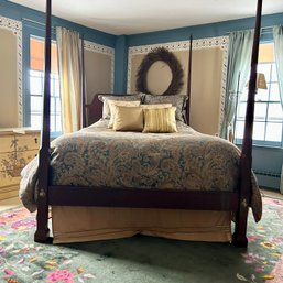 Vintage Queen Size Four Poster Bed (b2)