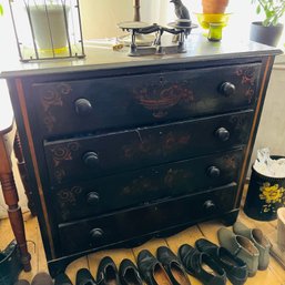 Vintage Four-drawer Dresser (BR)