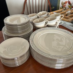 Gorgeous Set Of Lenox China 'Charleston' Pattern, Platinum Bonded, Made In USA, Service For 10