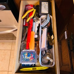 Drawer Lot: Odds And Ends (Kitchen)