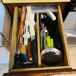 Drawer Lot: Knives And Other Kitchen Items (Kitchen)